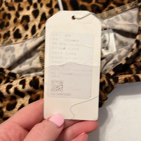 Womens Cheetah top - Picture 4 of 5